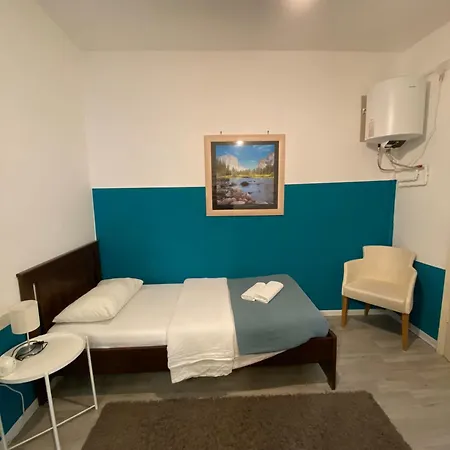 Maison Sarraj Hotel Parma Quarto foto